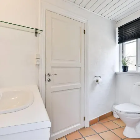 Holiday home Zezilie - 500m From The Sea In Funen By Interhome
